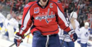 Василевский признан первой звездой игрового дня НХЛ
