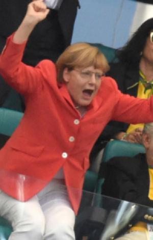 Меркель поздравила Кербер с выигрышем Australian Open