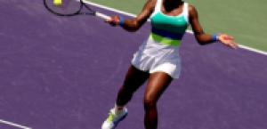Серена Уильямс проиграла в финале теннисного турнира в Индиан-Уэллсе