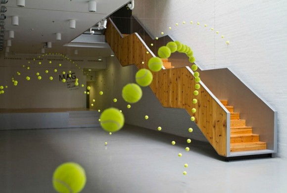 Теннисные мячи в художественной галерее от Аны Солер