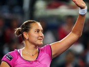 Надежда Петрова проиграла в первом круге турнира в Дубае