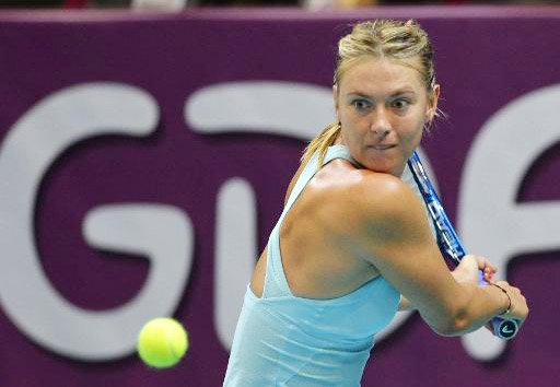 Павлюченкова обыграла Шарапову в полуфинале турнира WTA в Париже